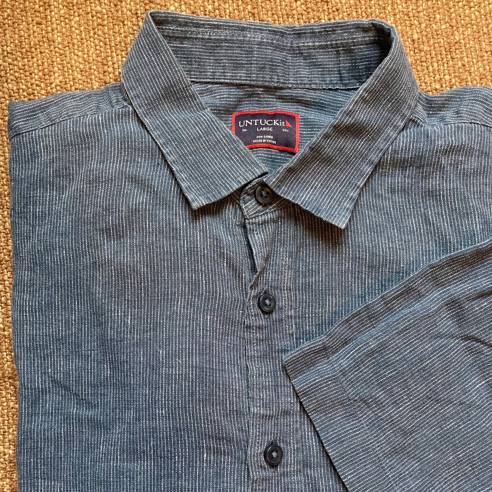 UNTUCKIt Linen short sleeve button down